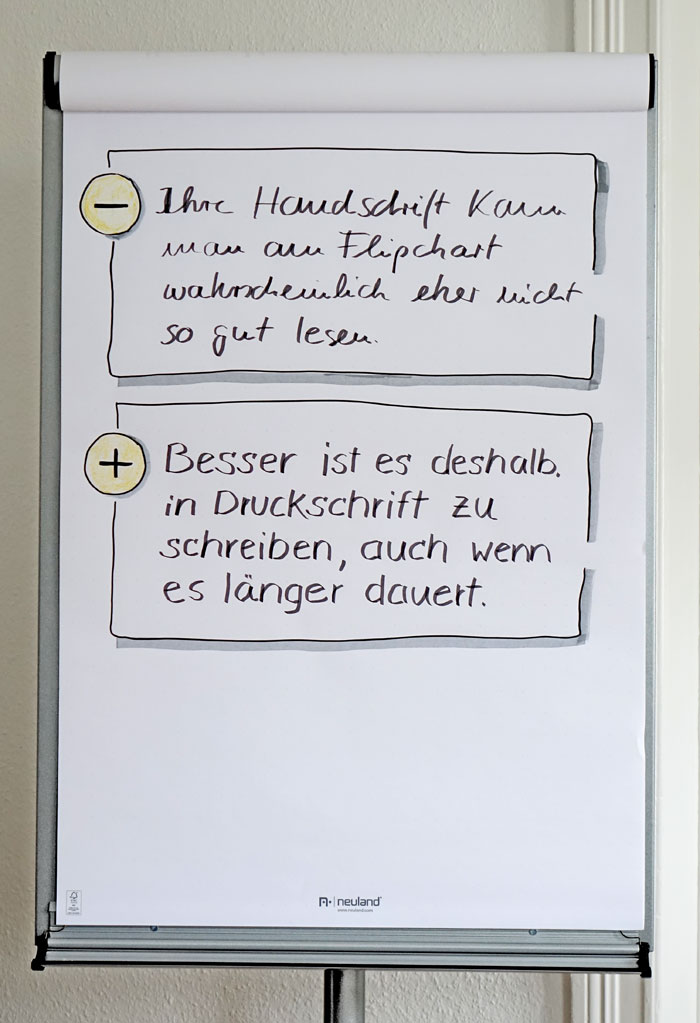 Schreiben am Flipchart: Handschrift oder Druckschrift?